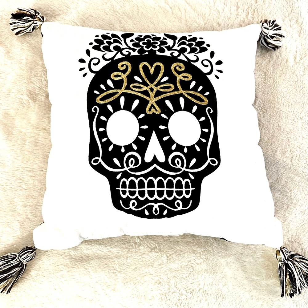 💀🥀Beautiful Calavera/Sugar Skull Throw Pillow